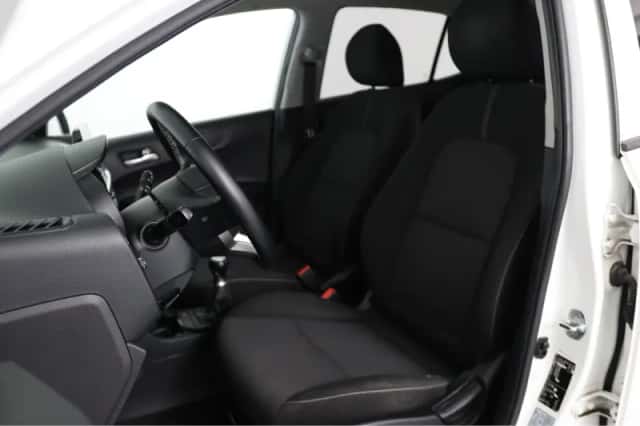 Kia Picanto (2021) thumbnail 6