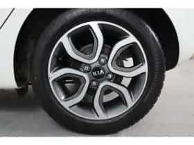 Kia Picanto (2021) thumbnail 9
