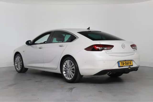 Opel Insignia Grand Sport (2018) thumbnail 3