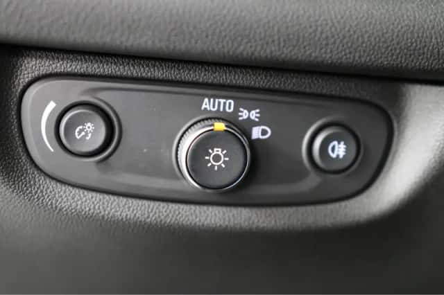 Opel Insignia Grand Sport (2018) thumbnail 43