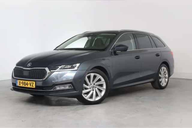 Škoda Octavia (2021) thumbnail 19