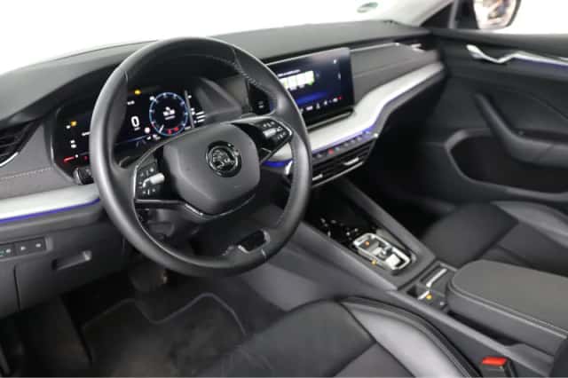 Škoda Octavia (2021) thumbnail 5