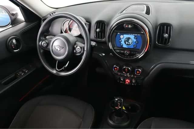 MINI Countryman (2019) thumbnail 19