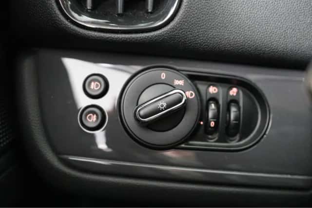 MINI Countryman (2019) thumbnail 23