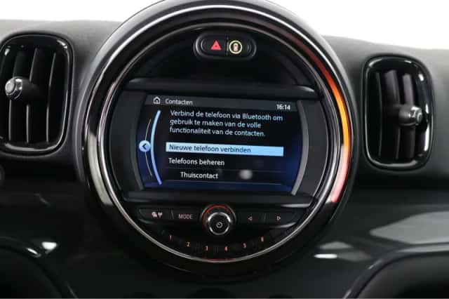 MINI Countryman (2019) thumbnail 29