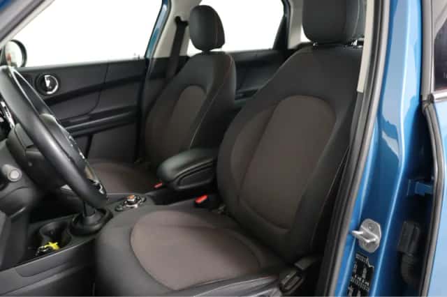 MINI Countryman (2019) thumbnail 6