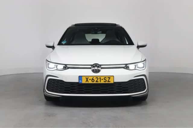 Volkswagen Golf (2022) thumbnail 12