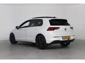 Volkswagen Golf (2022) thumbnail 3
