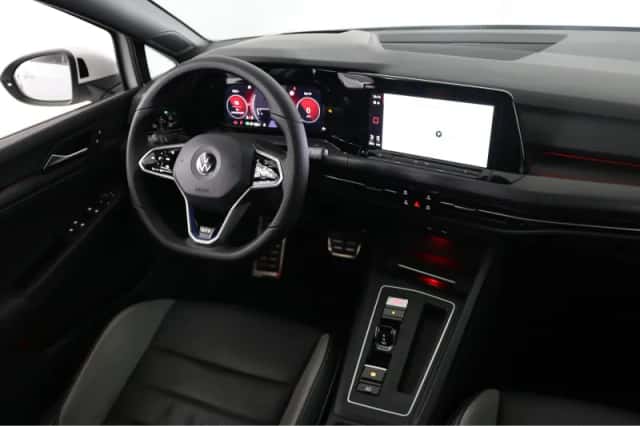 Volkswagen Golf (2022) thumbnail 36