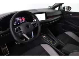 Volkswagen Golf (2022) thumbnail 5