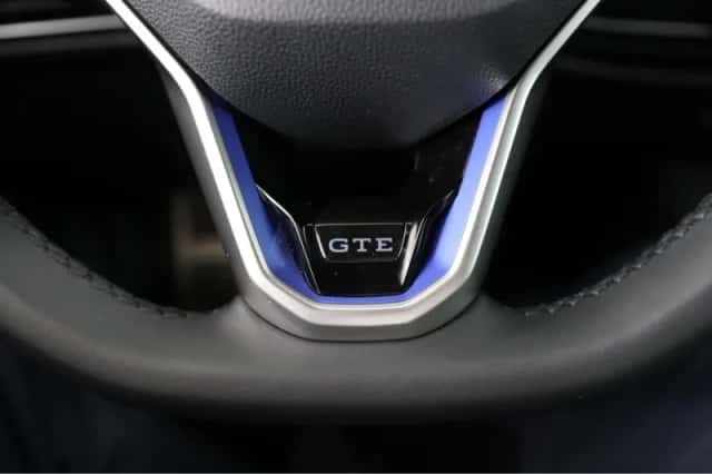 Volkswagen Golf (2022) thumbnail 43