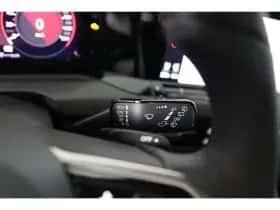 Volkswagen Golf (2022) thumbnail 45