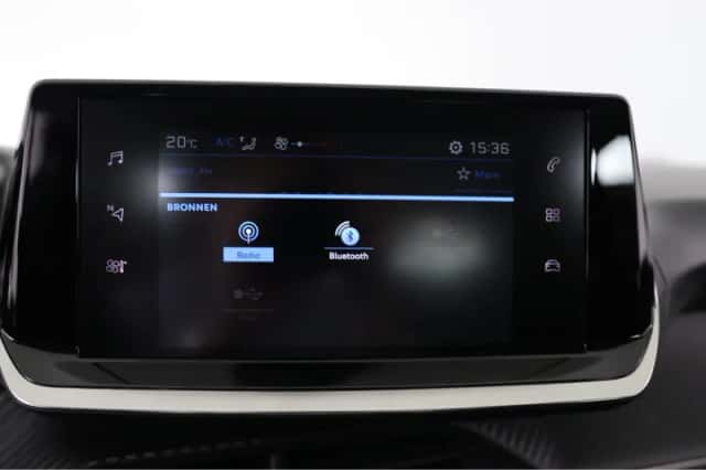Peugeot 208 (2023) thumbnail 11