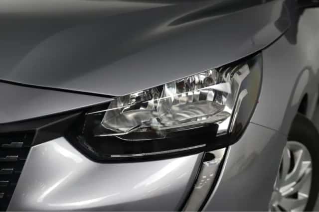 Peugeot 208 (2023) thumbnail 15