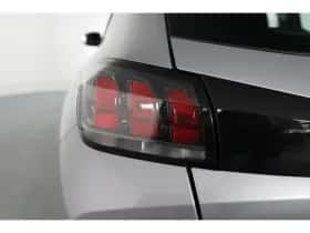 Peugeot 208 (2023) thumbnail 20