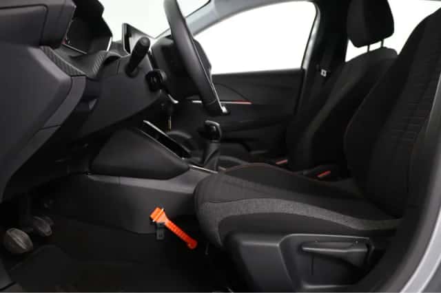 Peugeot 208 (2023) thumbnail 22
