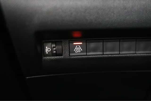 Peugeot 208 (2023) thumbnail 29