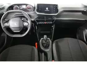 Peugeot 208 (2023) thumbnail 4