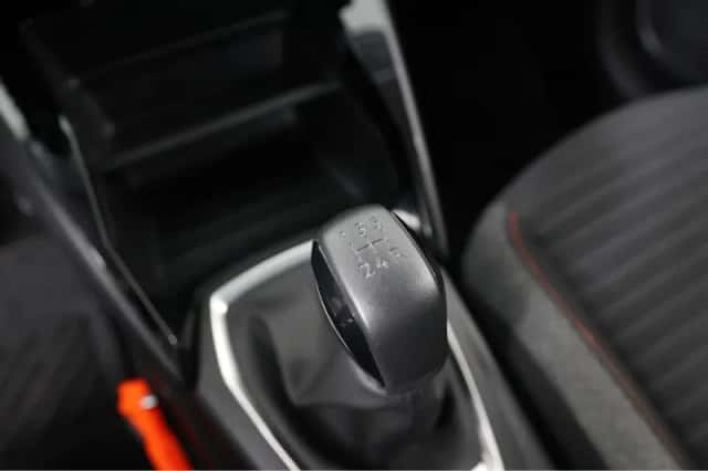Peugeot 208 (2023) thumbnail 33