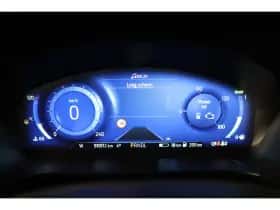 Ford Kuga (2023) thumbnail 11