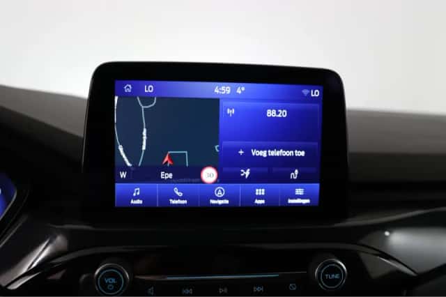 Ford Kuga (2023) thumbnail 14