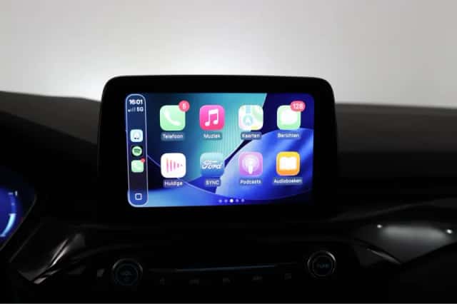 Ford Kuga (2023) thumbnail 19