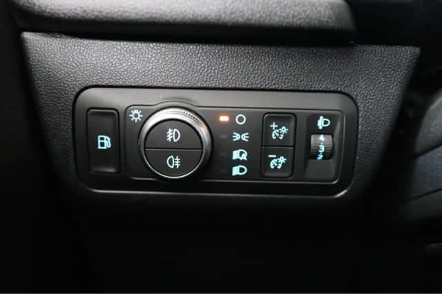 Ford Kuga (2023) thumbnail 22