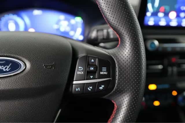 Ford Kuga (2023) thumbnail 24