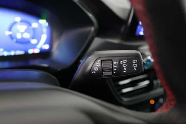 Ford Kuga (2023) thumbnail 26