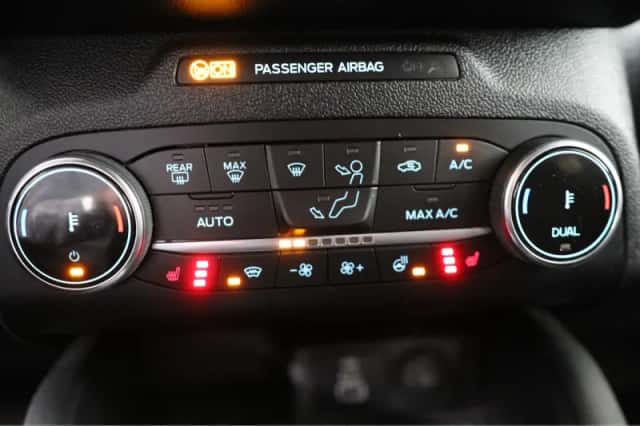 Ford Kuga (2023) thumbnail 28