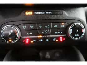 Ford Kuga (2023) thumbnail 28