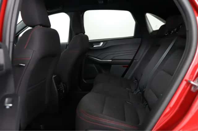Ford Kuga (2023) thumbnail 35