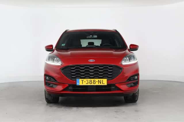Ford Kuga (2023) thumbnail 9