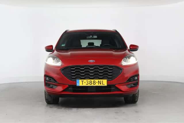Ford Kuga (2023) thumbnail 10