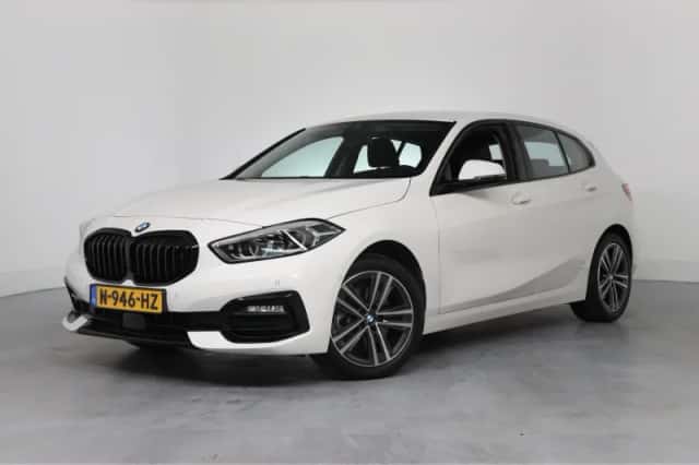 BMW 1-Serie (2021) thumbnail 1