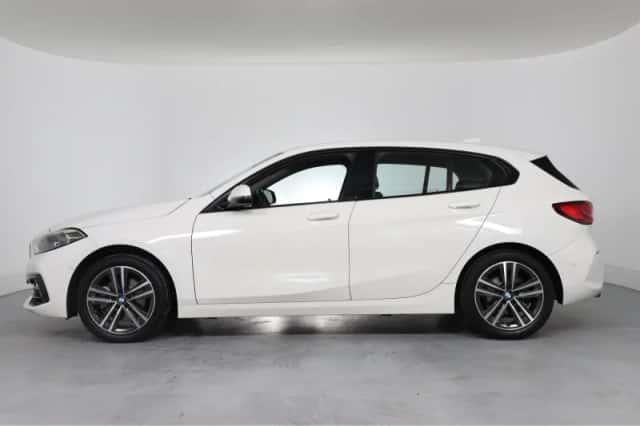BMW 1-Serie (2021) thumbnail 2