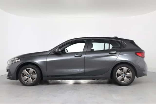 BMW 1-Serie (2021) thumbnail 2