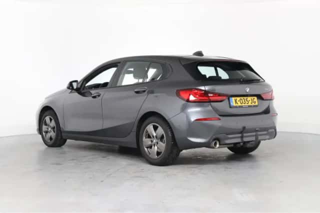 BMW 1-Serie (2021) thumbnail 3