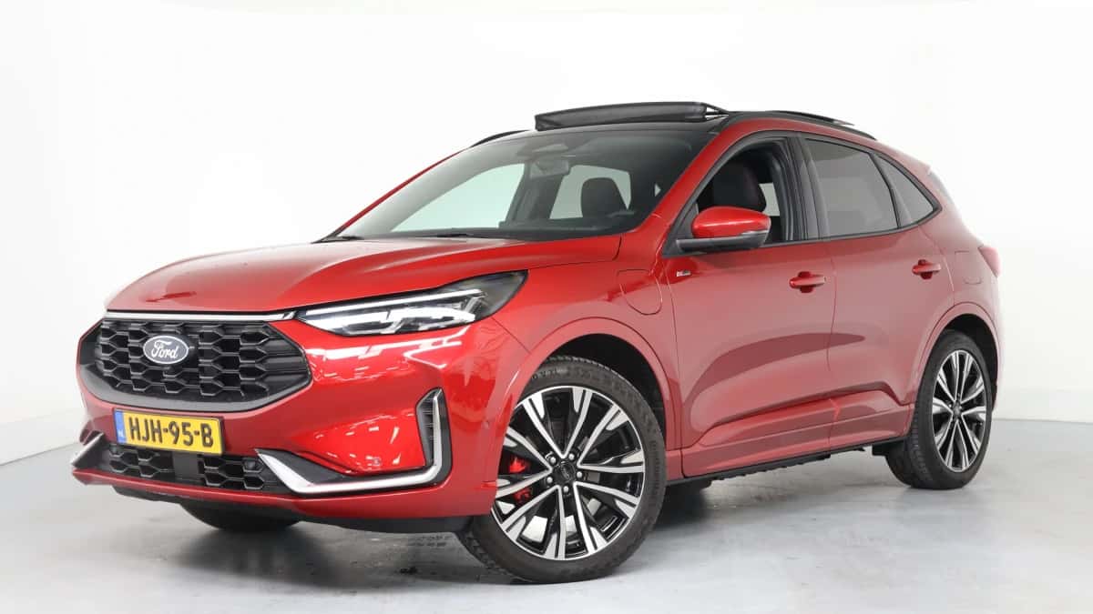 Ford Kuga (2024) — foto 1