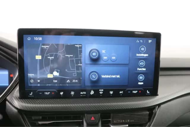 Ford Kuga (2024) thumbnail 12