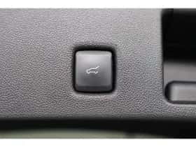 Ford Kuga (2024) thumbnail 32