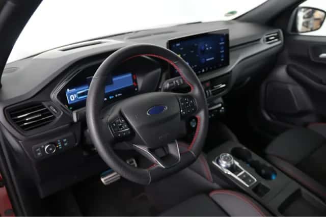 Ford Kuga (2024) thumbnail 5