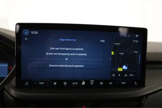 Ford Kuga (2024) thumbnail 44