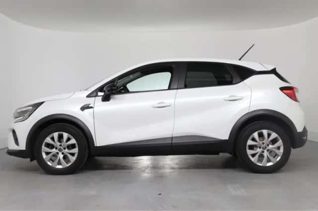 Renault Captur (2021) thumbnail 2