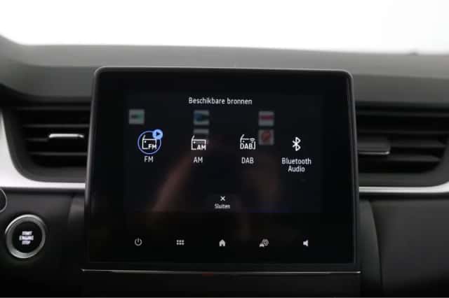 Renault Captur (2021) thumbnail 11