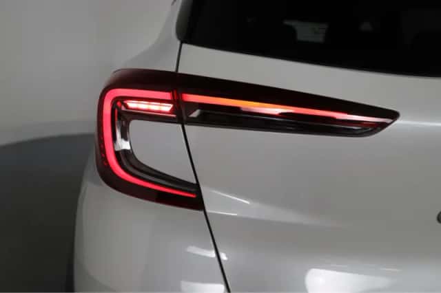 Renault Captur (2021) thumbnail 17