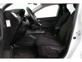 Renault Captur (2021) thumbnail 23