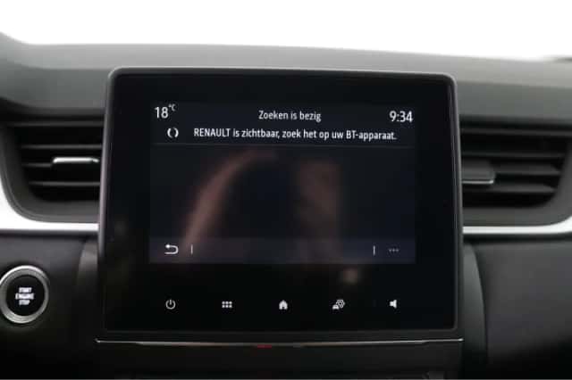 Renault Captur (2021) thumbnail 32