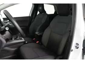 Renault Captur (2021) thumbnail 6