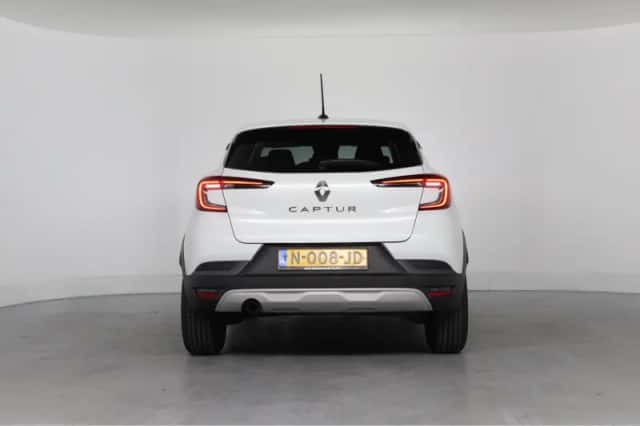 Renault Captur (2021) thumbnail 9